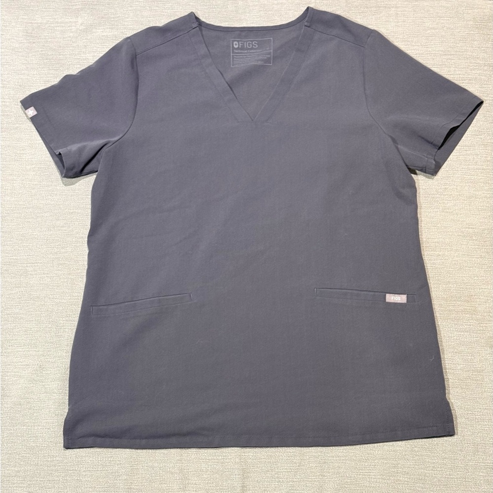 Figs Technical Collection V-Neck Scrub Top in Gray